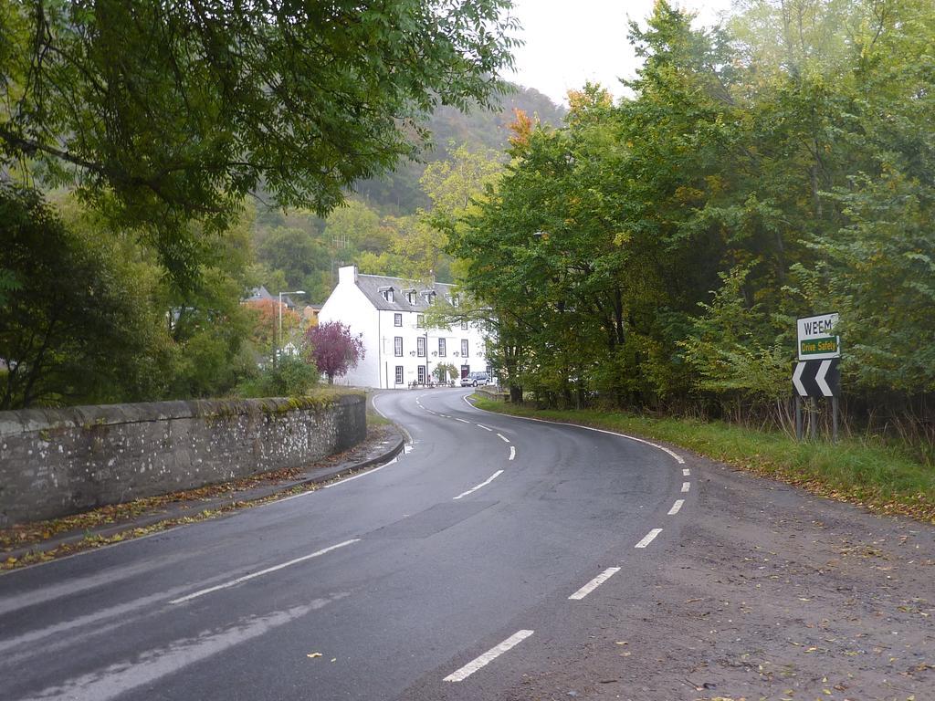 The Weem Inn Aberfeldy Exterior photo